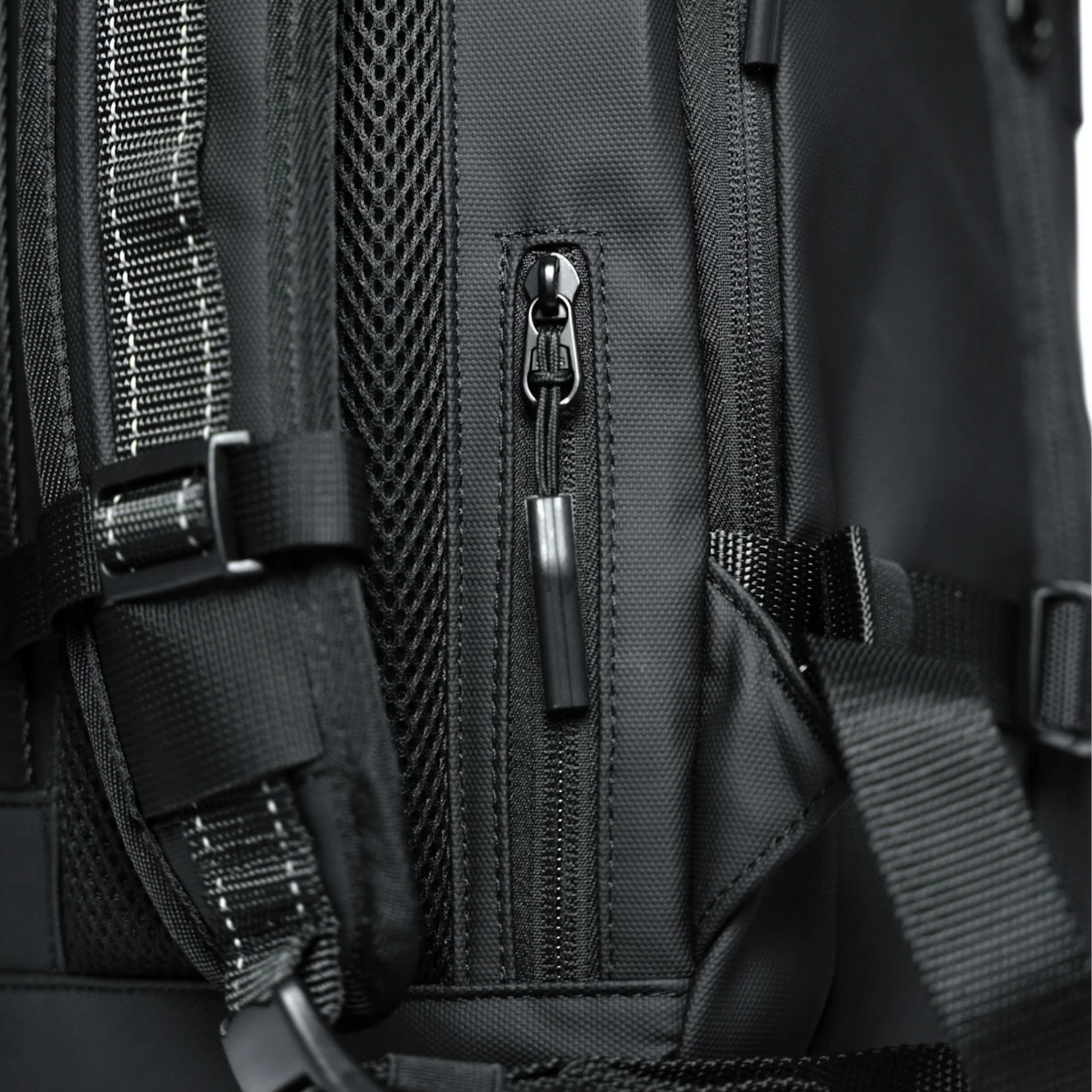 Revive™- Vacuum Travel Backpack